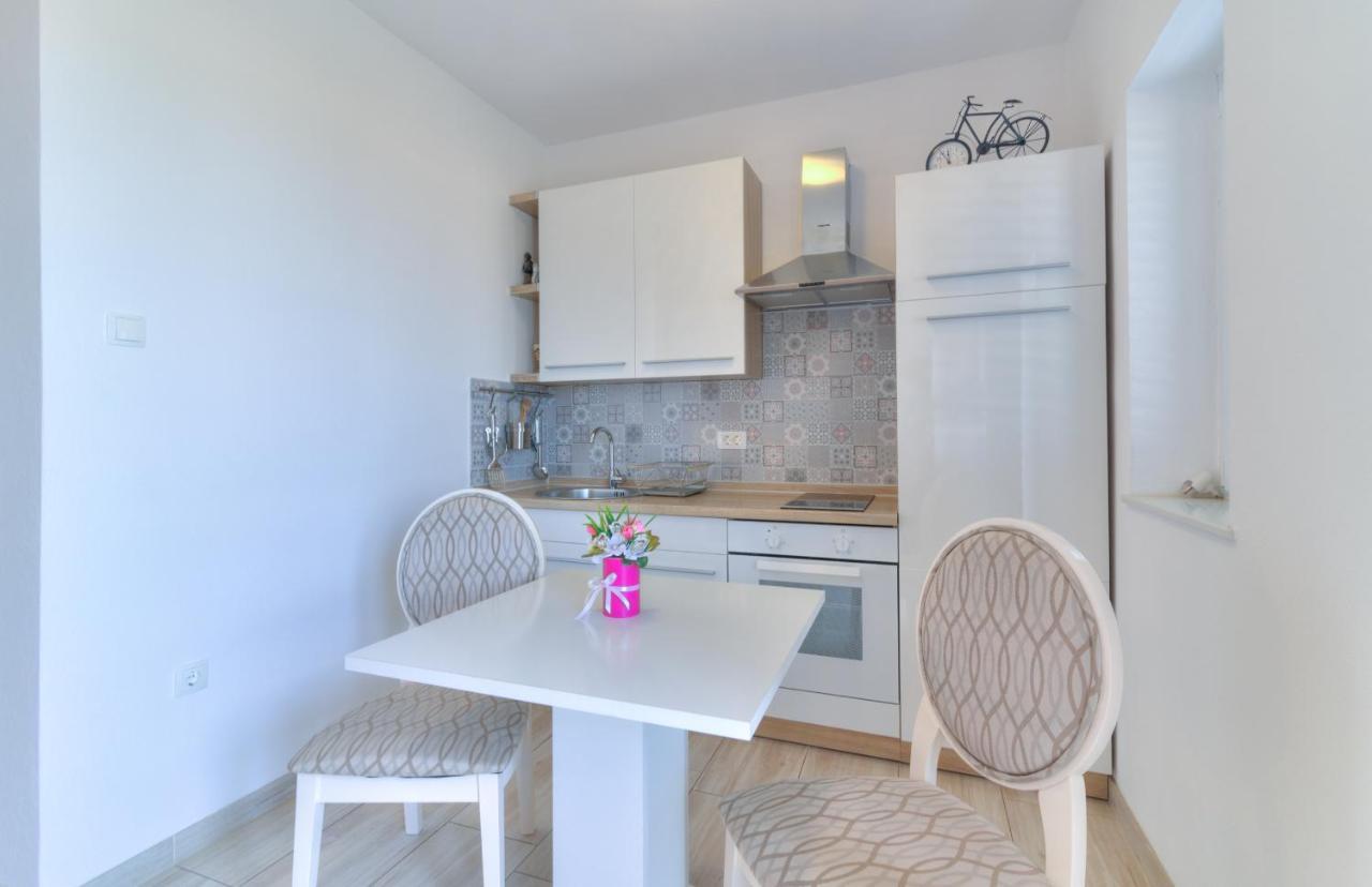 Apartments Jo Senj  Ngoại thất bức ảnh