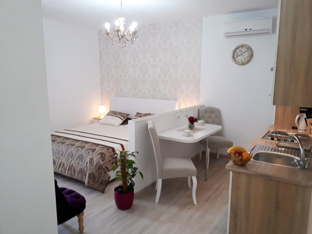 Apartments Jo Senj  Ngoại thất bức ảnh