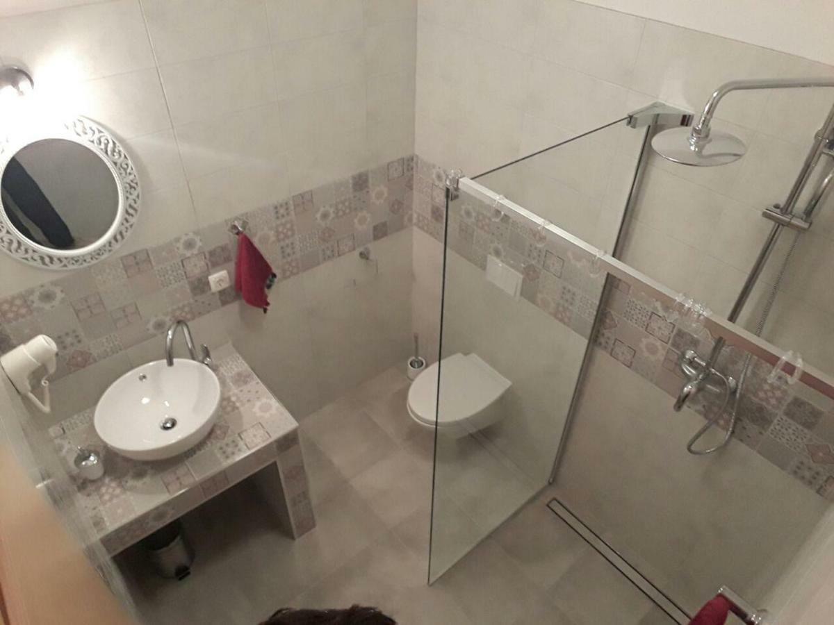 Apartments Jo Senj  Ngoại thất bức ảnh