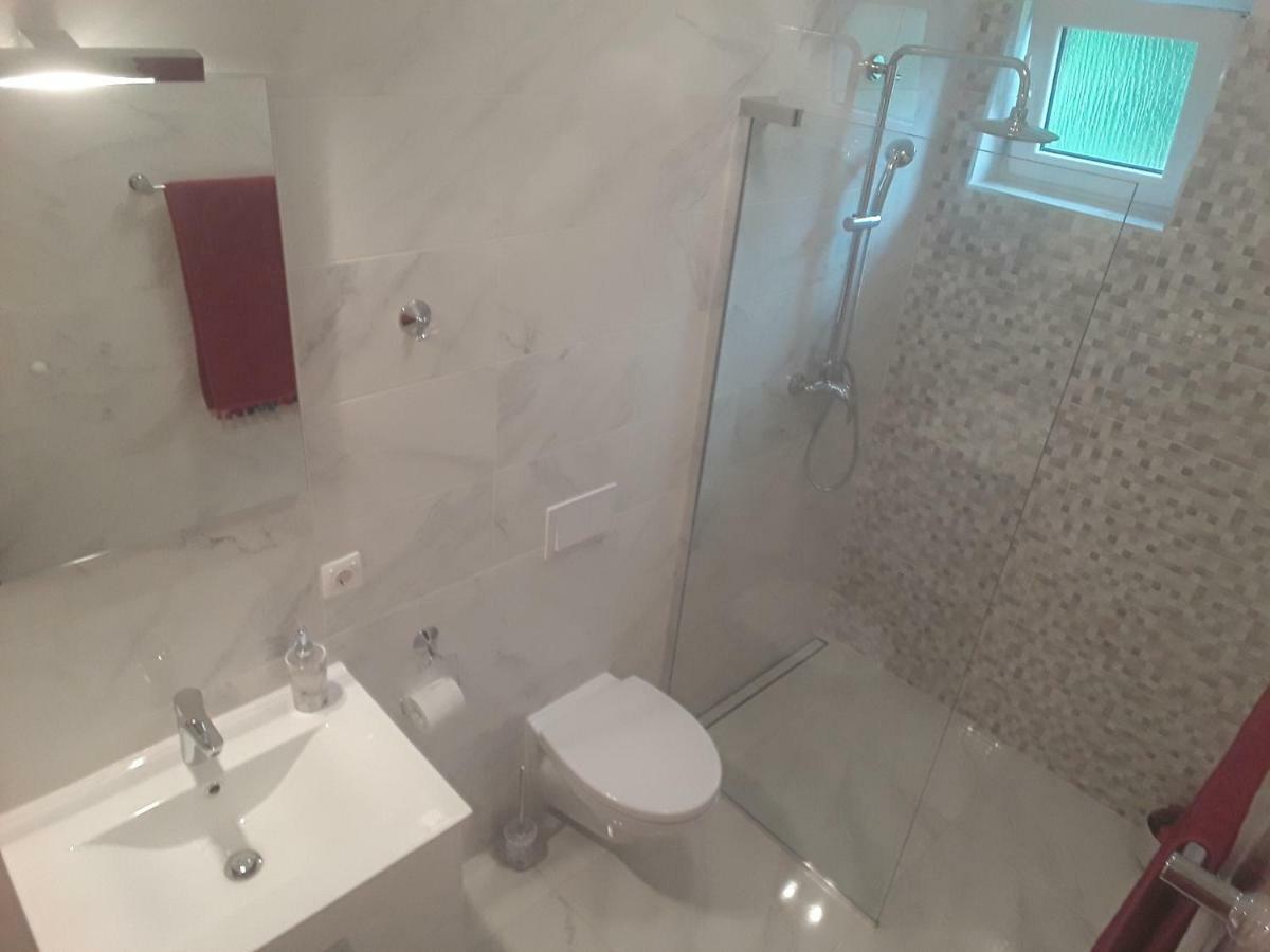 Apartments Jo Senj  Ngoại thất bức ảnh